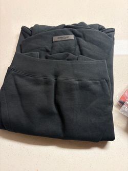 Essential Hoodie