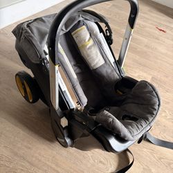 Doona Car Seat/Stroller (No base)