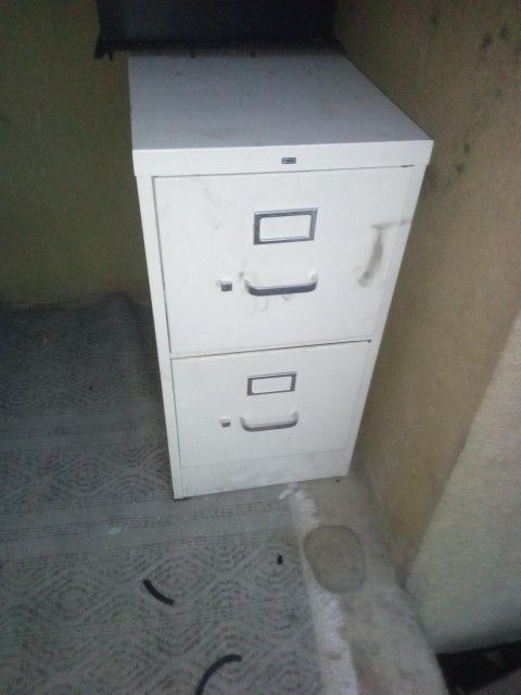 Filing Cabinet 