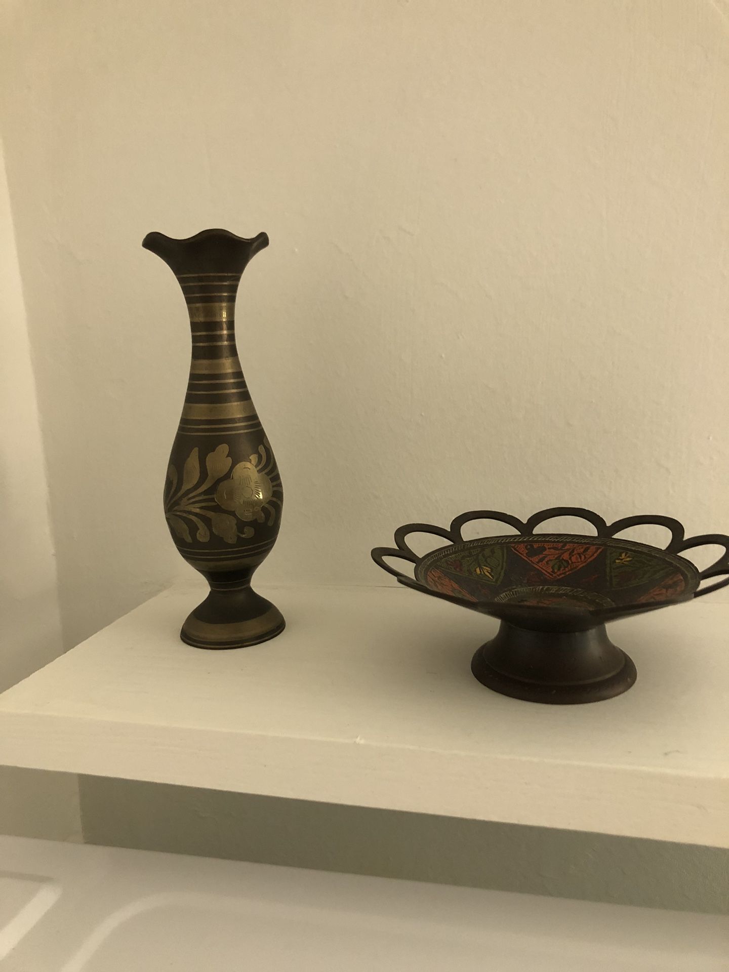 Floating White Shelves(1 or 2)