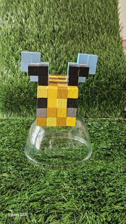 DIY Minecraft Bee Wooden Block