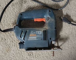 Jigsaw with cord