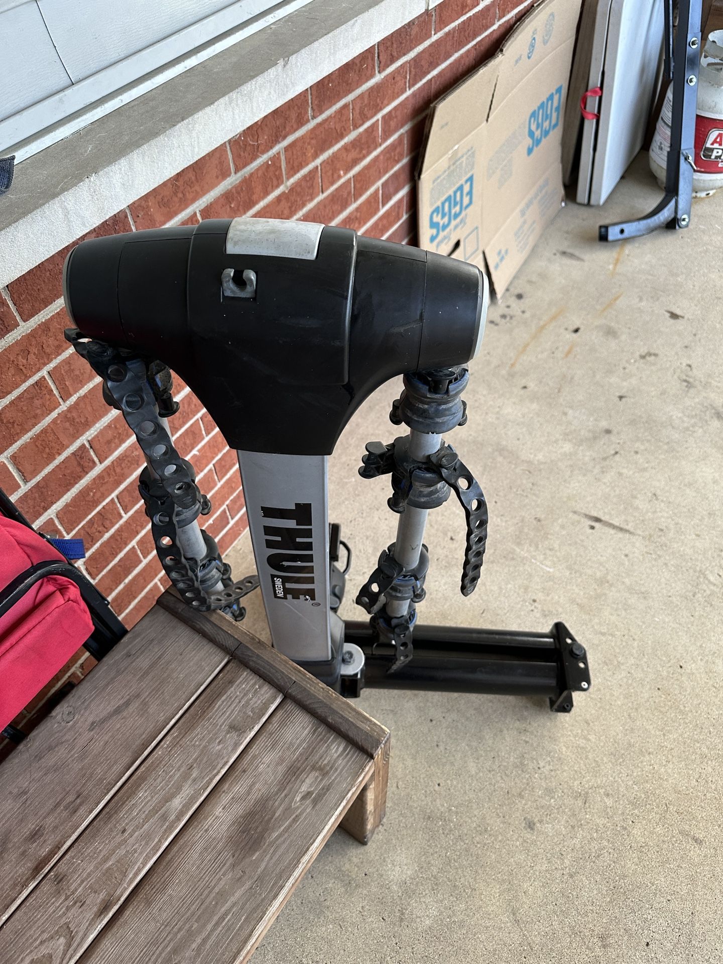 Thule Swing Away 2” Hitch Bike Rack 