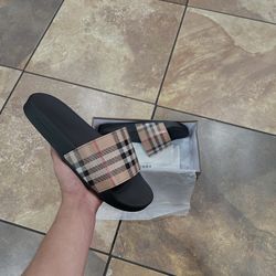 Burberry Slides 