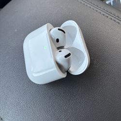 Apple AirPods 4
