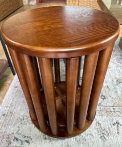 Set of 4 Nesting Stools / Side Table