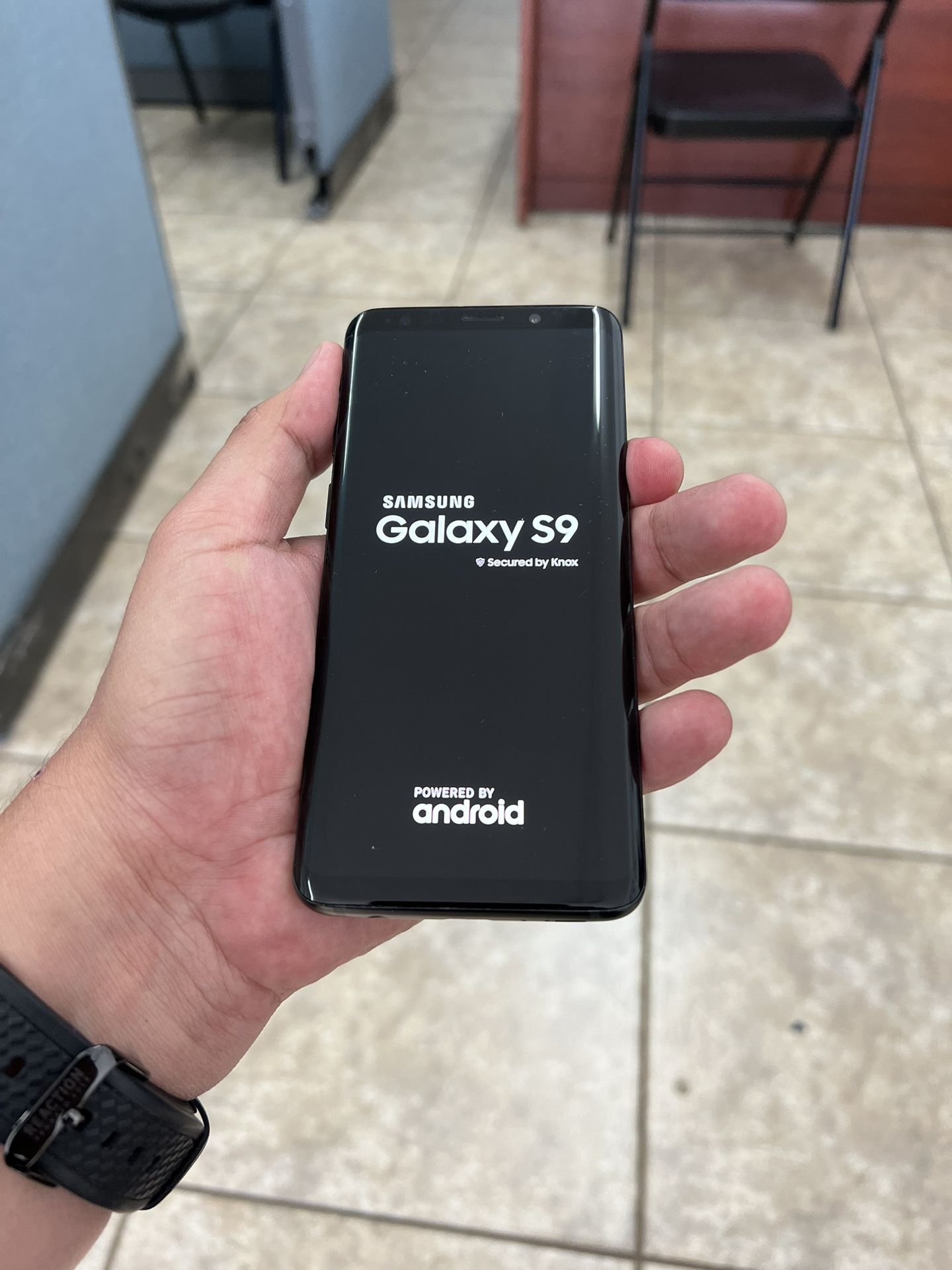 Samsung Galaxy S9 64Gb Unlocked (firm Price)