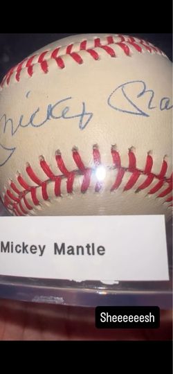 Mickey mantle signed authentic baseball