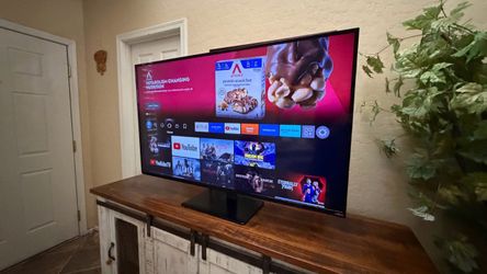 55” inches Vizio tv with remote control in excellent condition