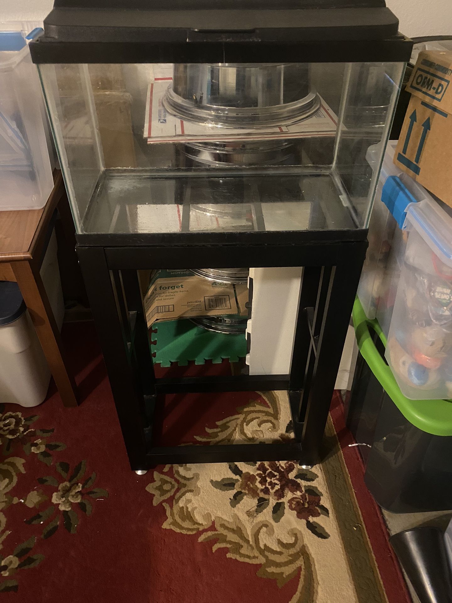Used 10 Gallon Fish Tank With Stand