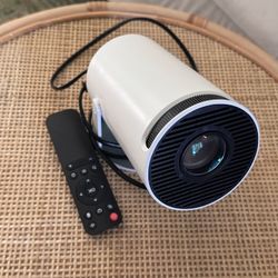 Hotpeak: Portable Projector with Wifi And Bluetooth
