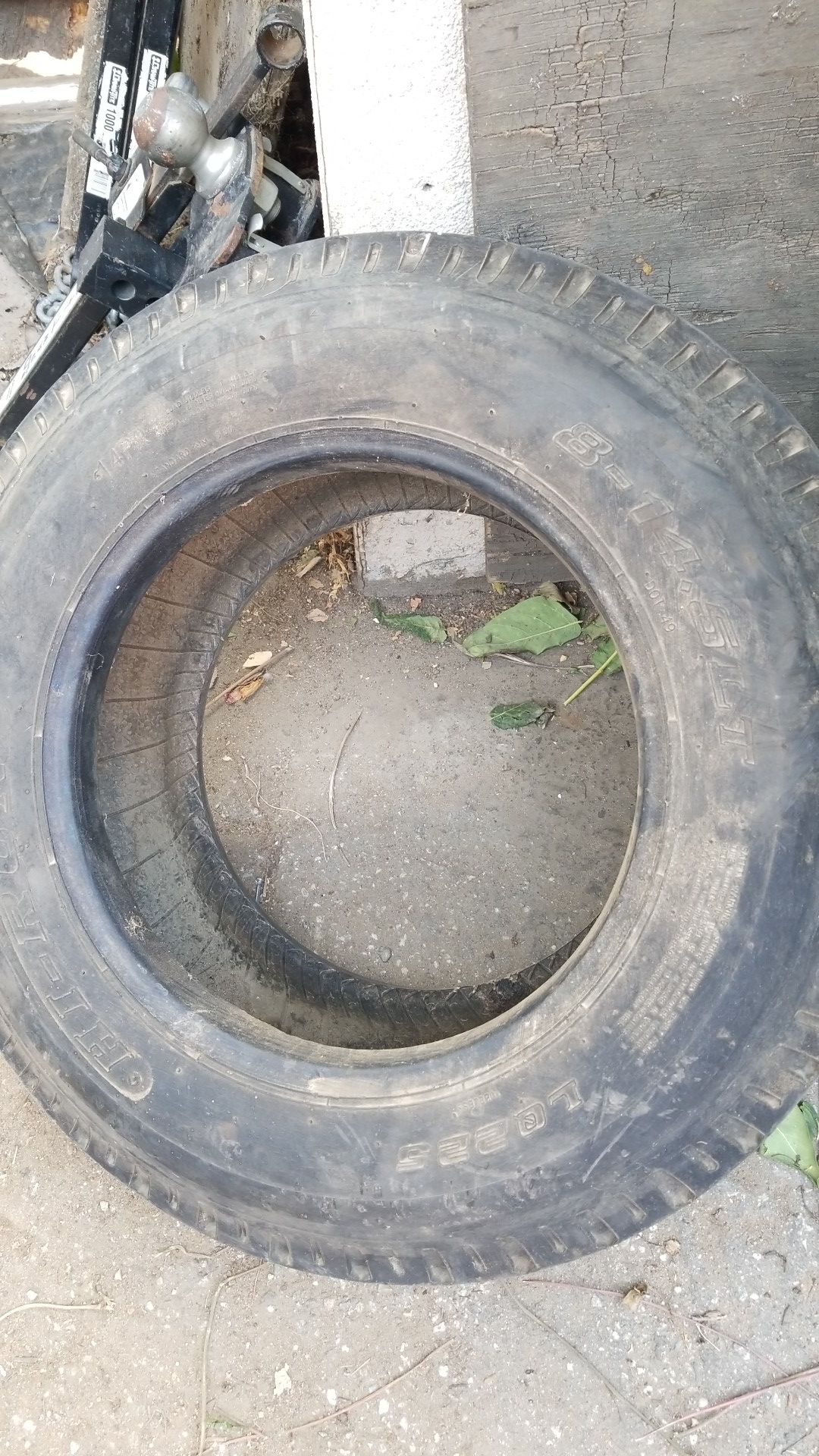 Trailer tire 8-14.5 LT