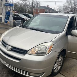 2005 Toyota Sienna