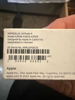 Apple AirPods 4