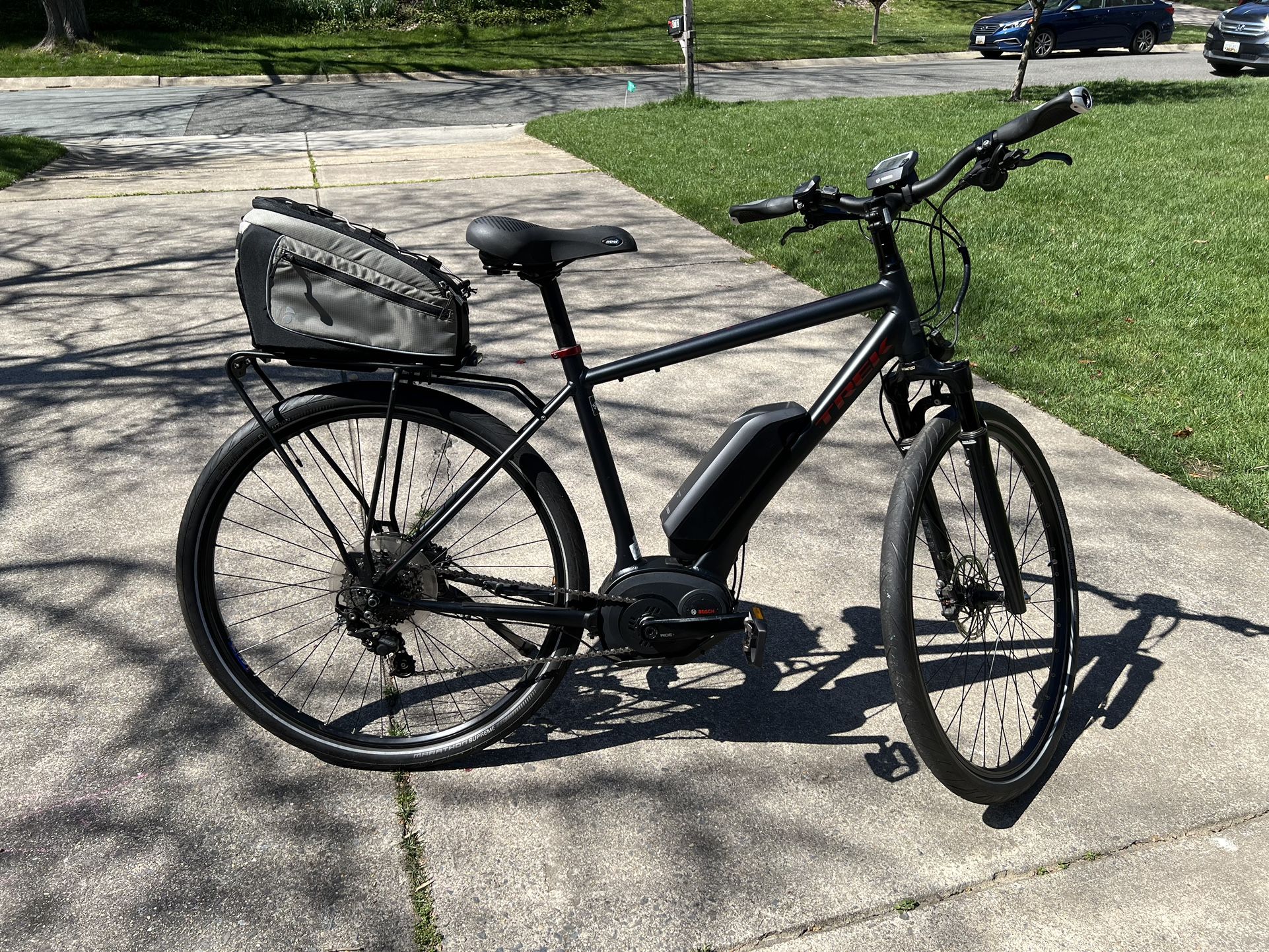 Trek XM700+ E-Bike Size Medium/Large (20”) With 2 Batteries 