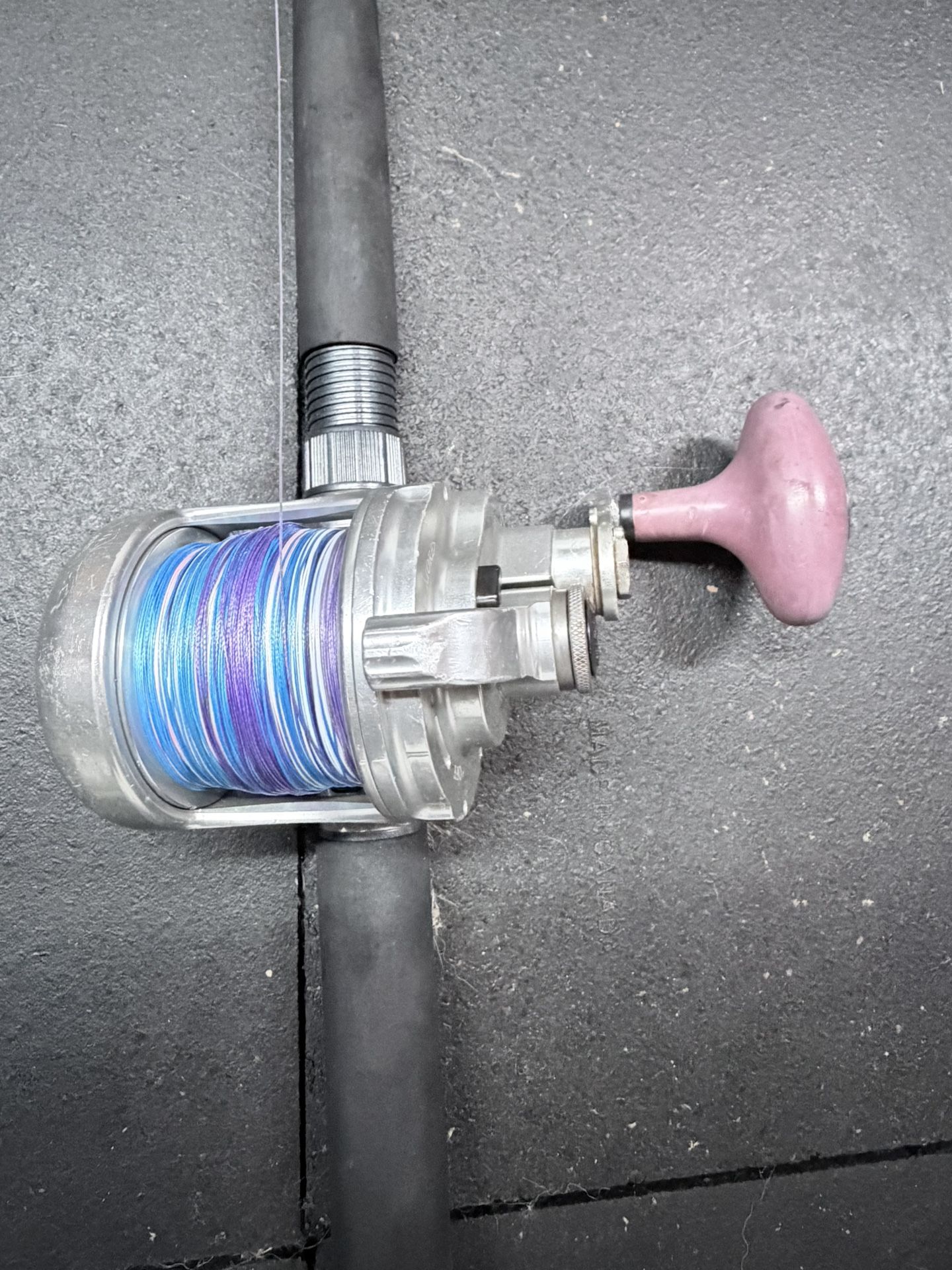 Accurate Reel With Rod