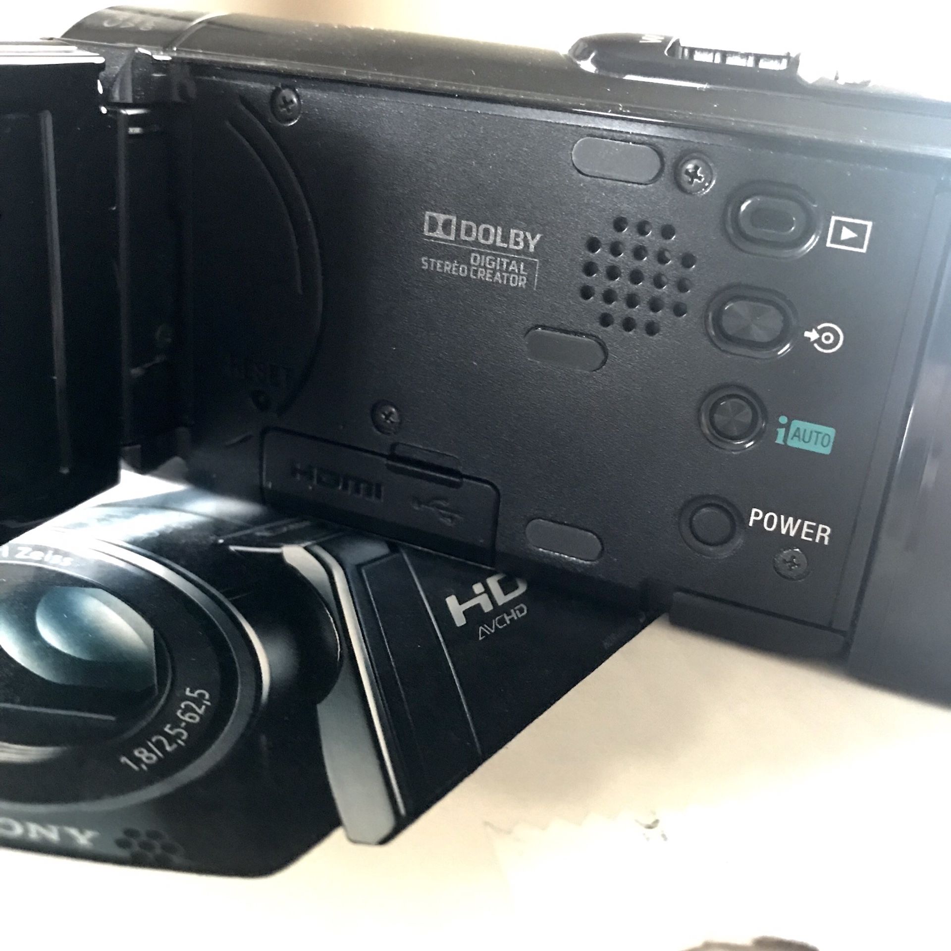 Sony Handycam HDRCX110, Full HD 1080, CIB VGC for Sale in Stockton, CA
