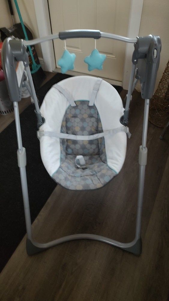 Graco Baby Swing