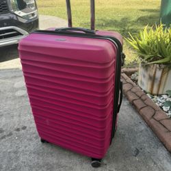 Cal pak Large Rolling Luggage