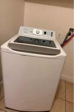Washer and gas dryer