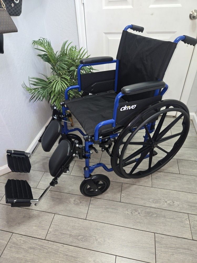 Drive Medical Blue Streak Lightweight Foldable Wheelchair, Silla De Ruedas