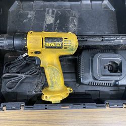 Dewalt Drill 926