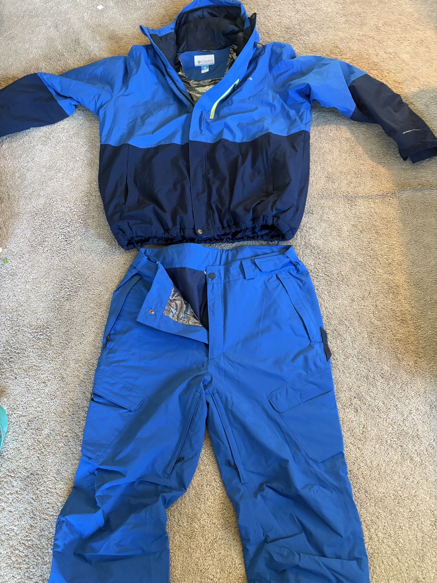 Columbia Omni-Tech Winter Ski jacket and Matching Ski Pants