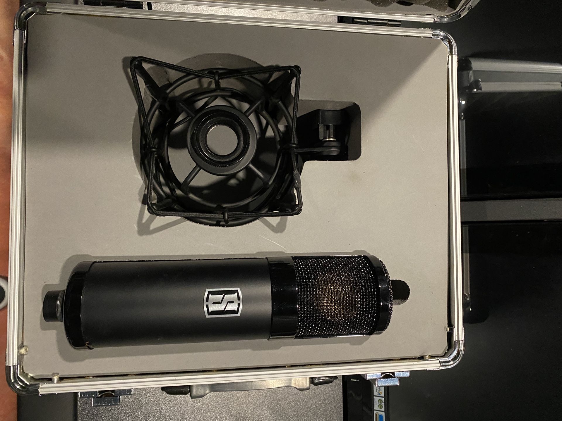 Slate Digital ML-1 Modeling Microphone – Next-Level Recording Technology