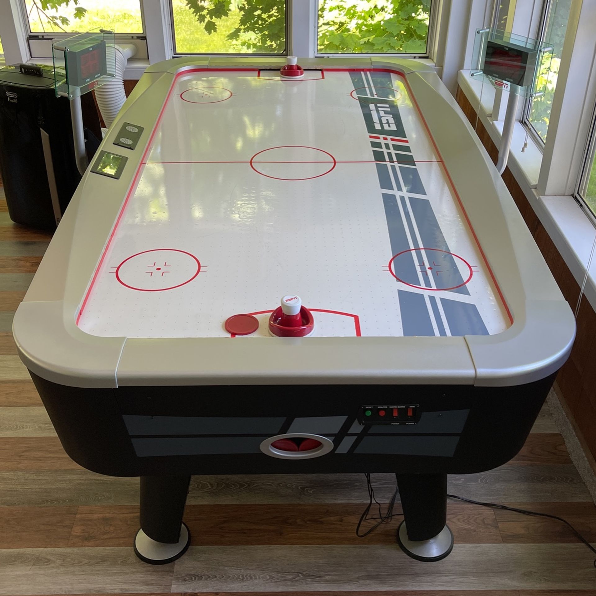 ESPN Hockey Table 