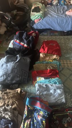 Boys bundle size 4 T hoodies, shorts, shirts, pajama set