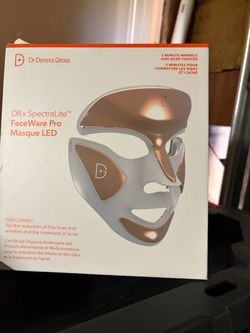 acne remover Still in box