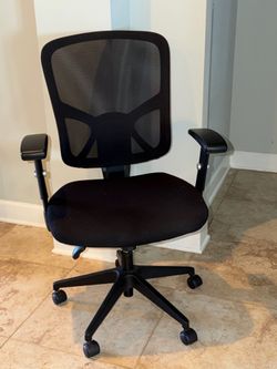 Executive Desk Chair