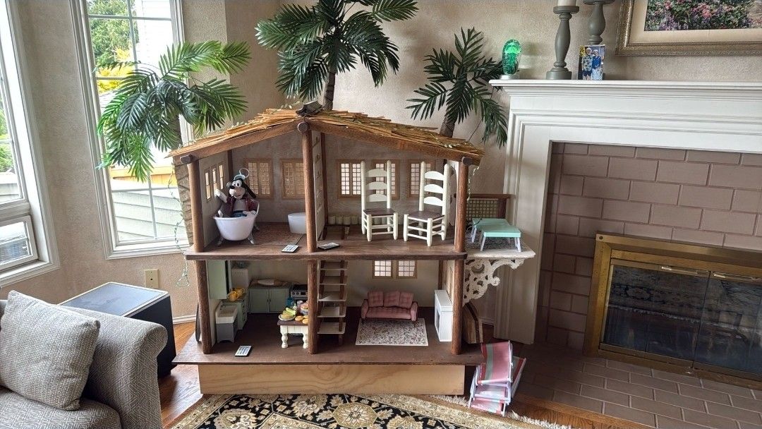 Doll House