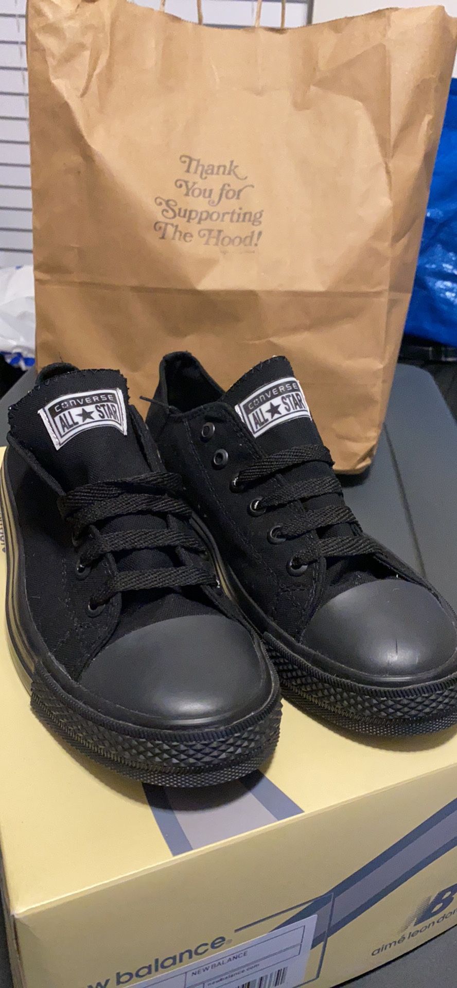 Size 8 Converse Chuck Taylor Low Triple Black