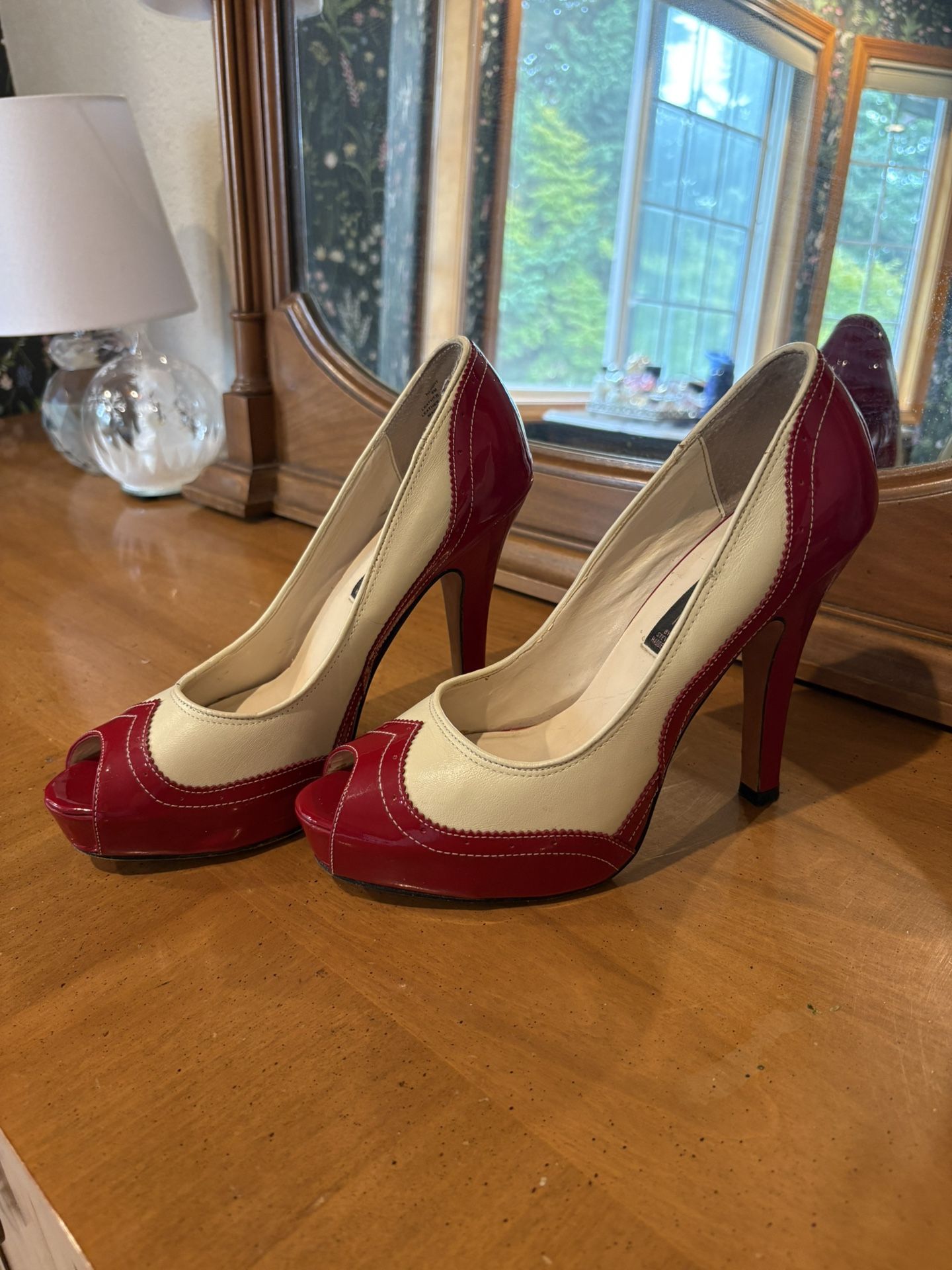 Peep Toe Pumps, Classic Style, Size 8 Genuine Leather