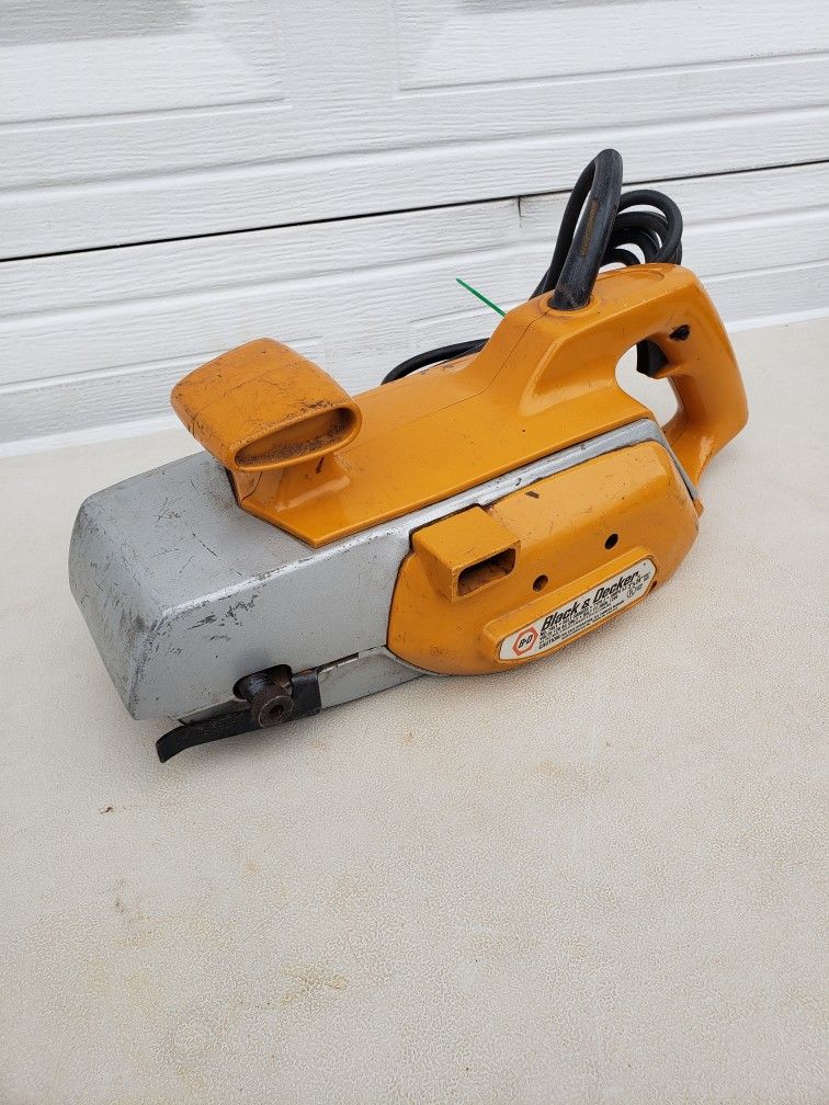 Black and Decker Deluxe Belt Sander