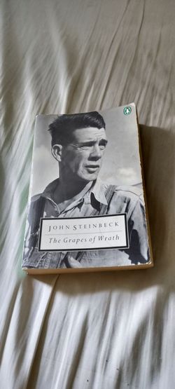 The Grapes of Wrath paperback novel