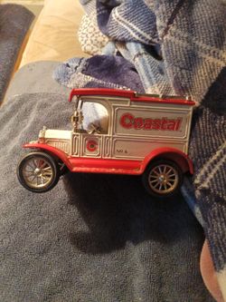 1913 Ford old truck