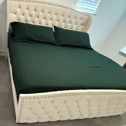 King size Headboard / Footboard / Bed Frame 