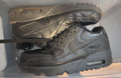 Nike Air Max 90 Black Leather Sneakers