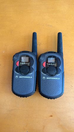 Motorola TalkAbout 101 two-way radio x2