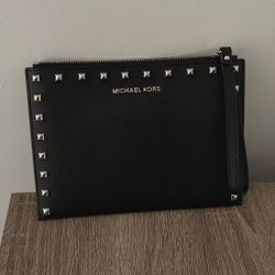MK Clutch