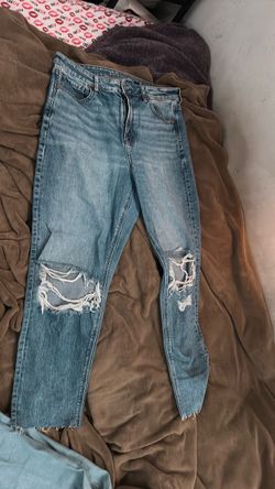 American eagle mom jeans (strigid)