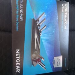 Nighthawk...x6...Router.  100.   Cash