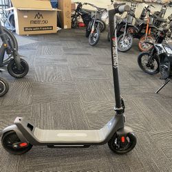 PhantomGOGO A10 Electric Scooter 400W/36V
