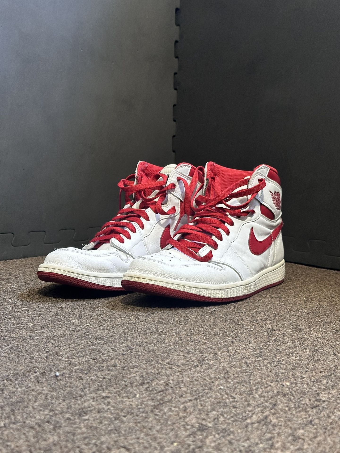 Air Jordan 1 Mid Se (Men) 11