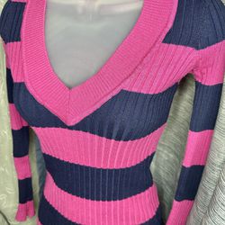 Poof! Juniors Women’s V-Neck Sweater Blouse~Pink & Navy Blue Striped Size SM