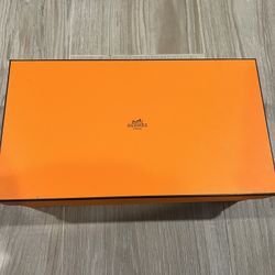 100% Authentic HERMES Gift Shoe Box