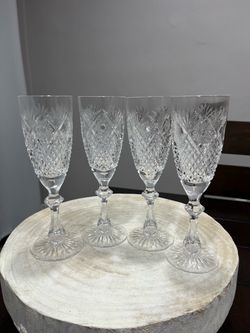 Set of 4 Vintage Hand Cut Lead Crystal Champagne Flutes 7.5" Diamond Cut