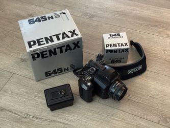 Pentax 645n Medium Format Camera w/ 75mm f2.8